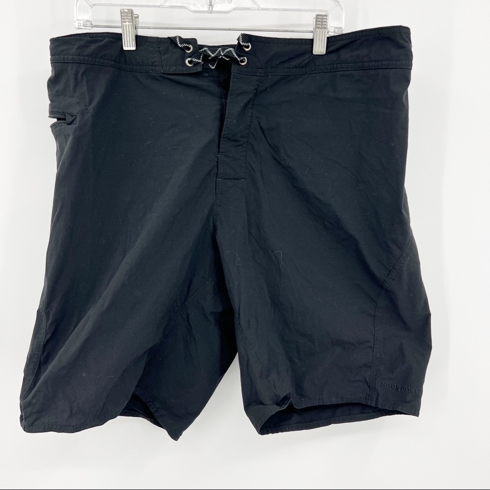 Patagonia Black Swim Trunks Quick-Drying Minimalist Design
